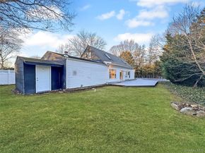 7 Carnaby Avenue, Coram NY 11727