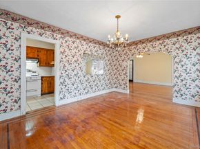 41-29 248th Street, Little Neck NY 11363