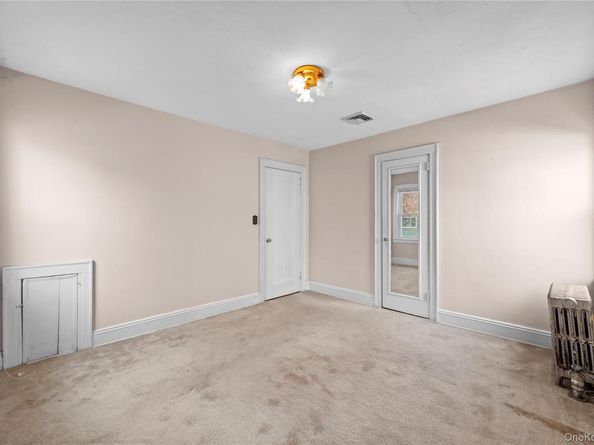 41-29 248th Street, Little Neck NY 11363