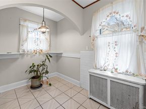 41-29 248th Street, Little Neck NY 11363