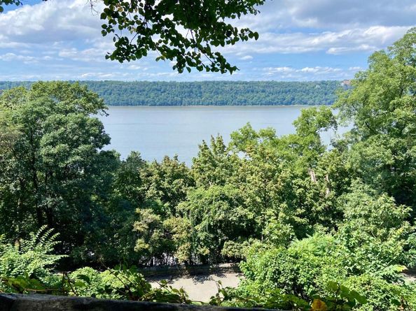 225 Bennett Avenue 2R, New York (Manhattan) NY 10040