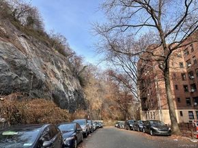 225 Bennett Avenue 2R, New York (Manhattan) NY 10040