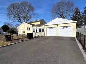 1123 Hyman Avenue, Bay Shore NY 11706