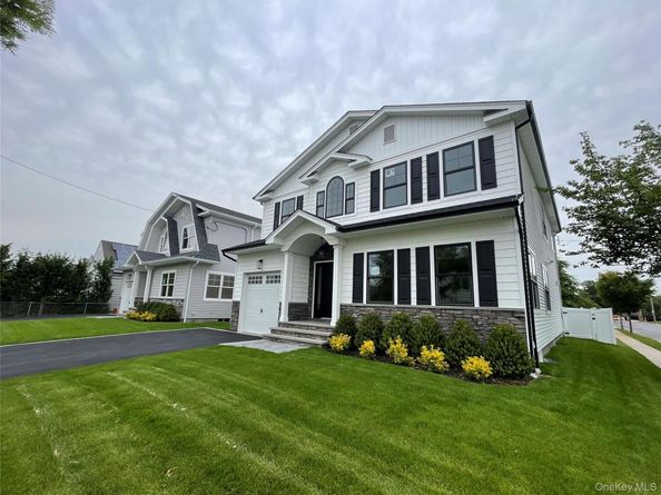 477 Andrews Road Lot A, Mineola NY 11501