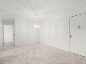 77 Carpenter Avenue 4T, Mount Kisco NY 10549