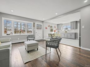 88 N Penataquit Avenue, Bay Shore NY 11706