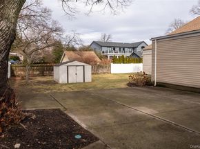 24 Whaley Street, Freeport NY 11520