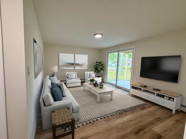 30 7th Street, Holbrook NY 11741