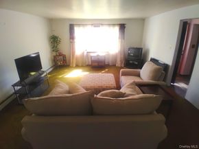 28 Cross Street, Locust Valley NY 11560