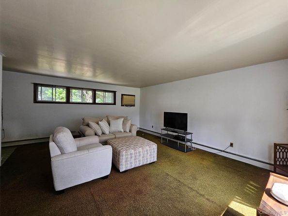 28 Cross Street, Locust Valley NY 11560