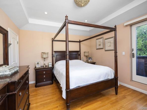 70-13 Caldwell Avenue, Maspeth NY 11378