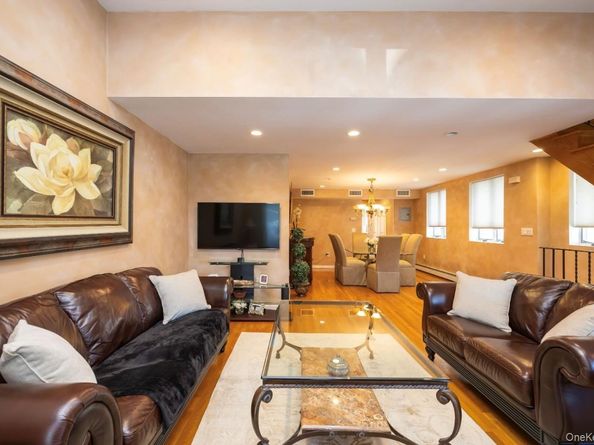 70-13 Caldwell Avenue, Maspeth NY 11378