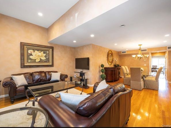 70-13 Caldwell Avenue, Maspeth NY 11378