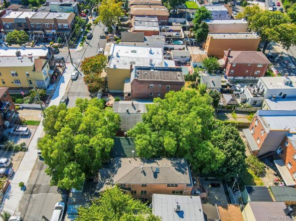 70-13 Caldwell Avenue, Maspeth NY 11378