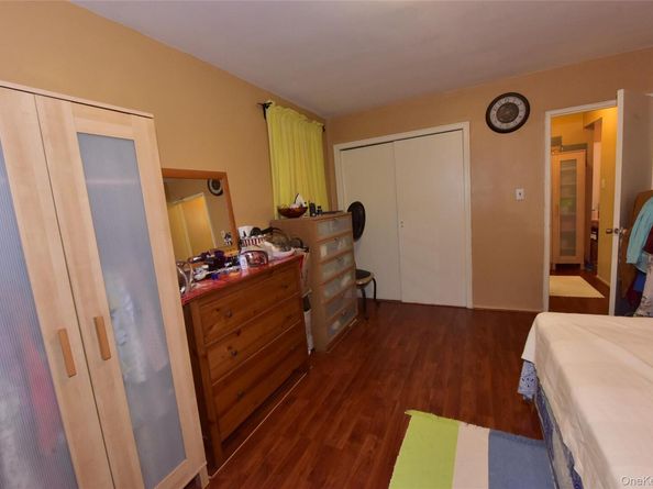 86-70 Francis Lewis Boulevard B65, Queens Village NY 11427