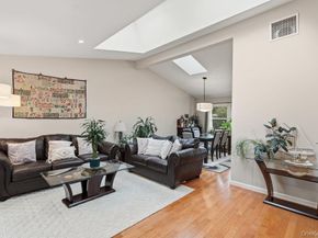 8 Duke Place, Glen Cove NY 11542