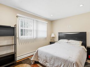 8 Duke Place, Glen Cove NY 11542
