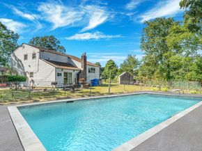 23 Caroline Court, North Babylon NY 11703