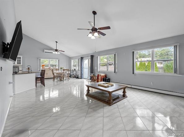 111 Cedar Oaks Avenue, Farmingville NY 11738