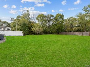 111 Cedar Oaks Avenue, Farmingville NY 11738