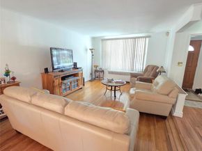 2553 Fish Avenue, Bronx NY 10469