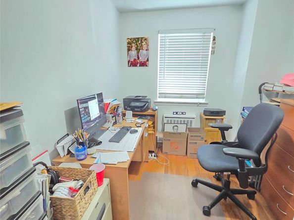 2553 Fish Avenue, Bronx NY 10469