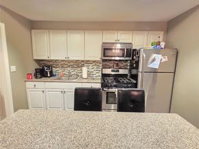 2553 Fish Avenue, Bronx NY 10469