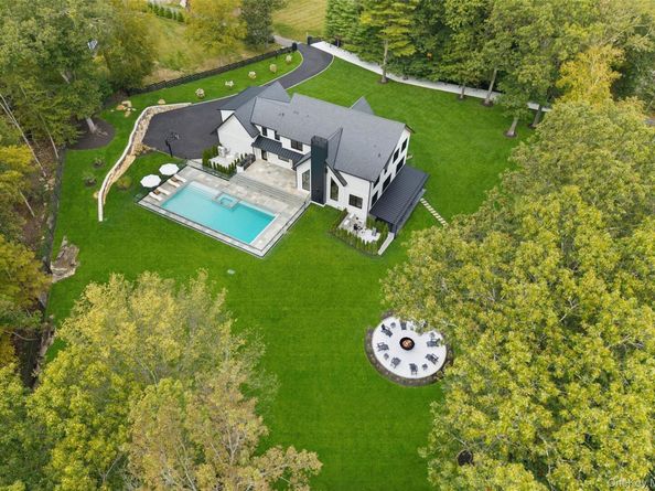 45 Pine Hill Drive, South Salem NY 10590