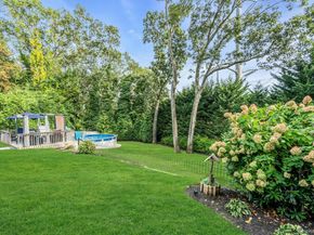 17 Wren Drive, Hauppauge NY 11788