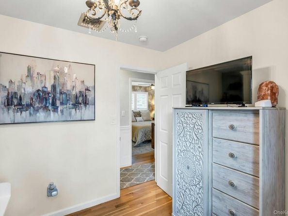17 Wren Drive, Hauppauge NY 11788