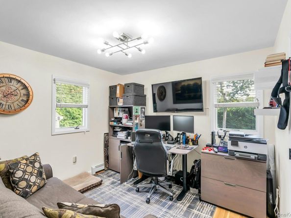 17 Wren Drive, Hauppauge NY 11788