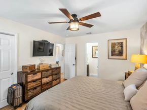 17 Wren Drive, Hauppauge NY 11788