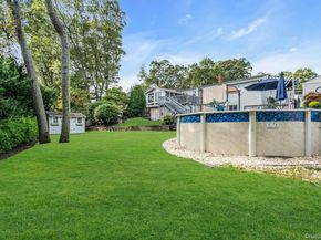 17 Wren Drive, Hauppauge NY 11788