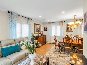 17 Wren Drive, Hauppauge NY 11788
