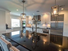 11 Dolphin Lane, West Islip NY 11795