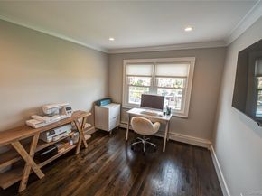 11 Dolphin Lane, West Islip NY 11795