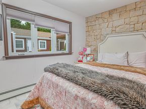 38 Quarry Lane, Levittown NY 11756