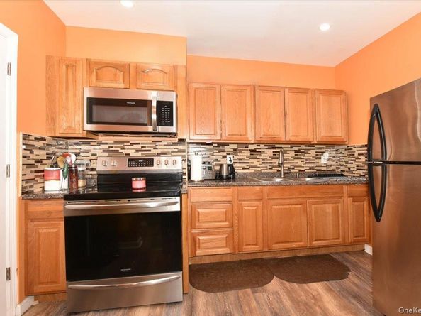 121 Riverdale Avenue, Brooklyn NY 11212