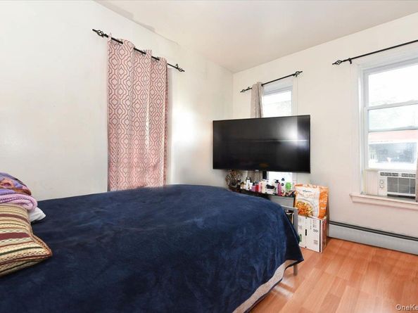 121 Riverdale Avenue, Brooklyn NY 11212