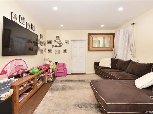 121 Riverdale Avenue, Brooklyn NY 11212