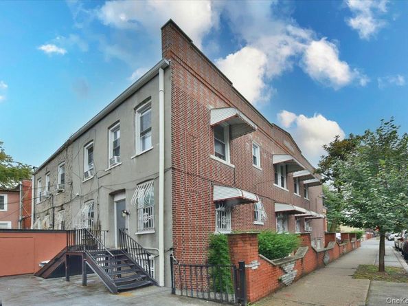 121 Riverdale Avenue, Brooklyn NY 11212