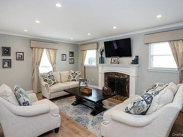 956 Hancock Avenue, Franklin Square NY 11010