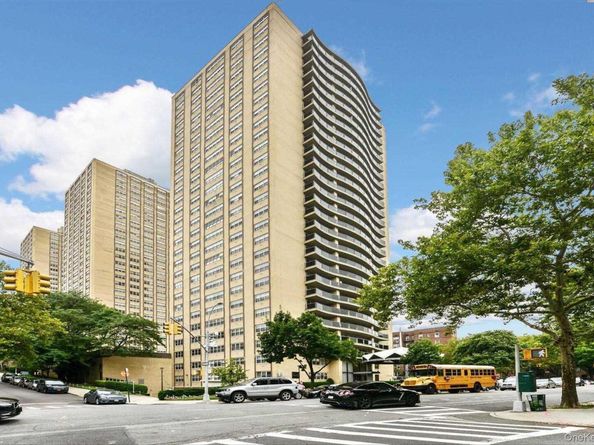 6636 Yellowstone Boulevard 21C, Forest Hills NY 11375