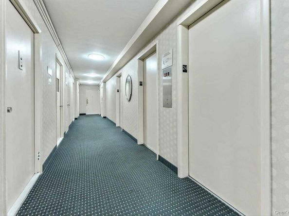 6636 Yellowstone Boulevard 21C, Forest Hills NY 11375