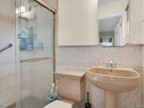 21 E Hill Drive, Smithtown NY 11787
