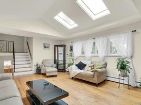 21 E Hill Drive, Smithtown NY 11787