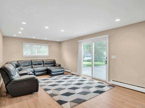 21 E Hill Drive, Smithtown NY 11787