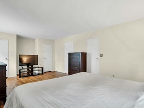 21 E Hill Drive, Smithtown NY 11787