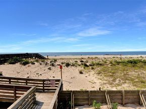 700 Shore Road 4K, Long Beach NY 11561