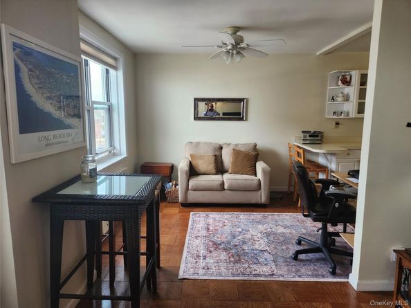 700 Shore Road 4K, Long Beach NY 11561